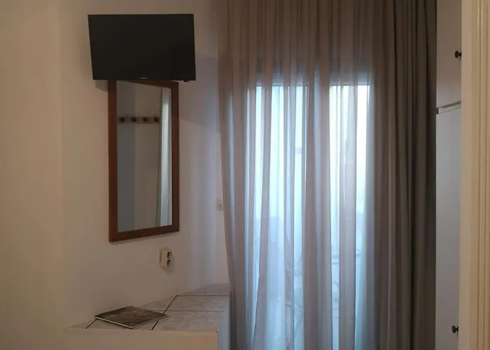 Lemonia Rooms 2